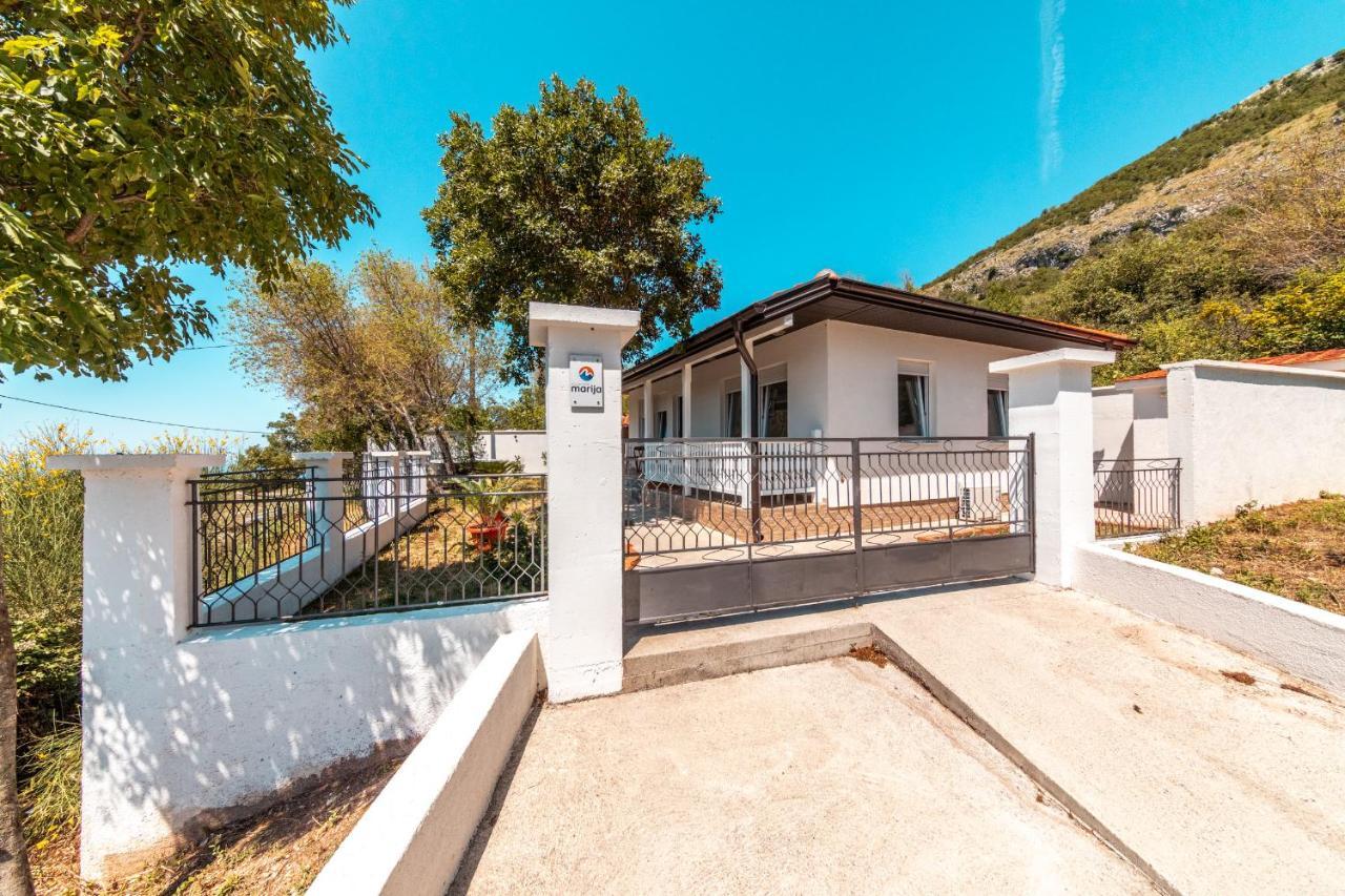 Holiday Home Marija Budva Exteriör bild